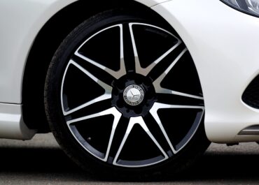 Image of Mercedes-Benz